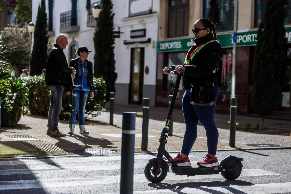 Los usuarios de patinete deben registrar sus vehículos en la DGT y contratar un seguro