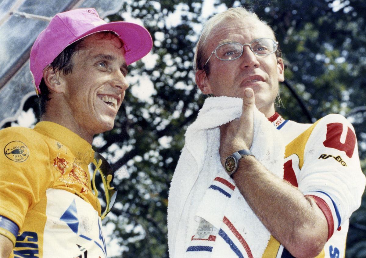 Grege Lemond y Laurent Fignon, en el podio de París