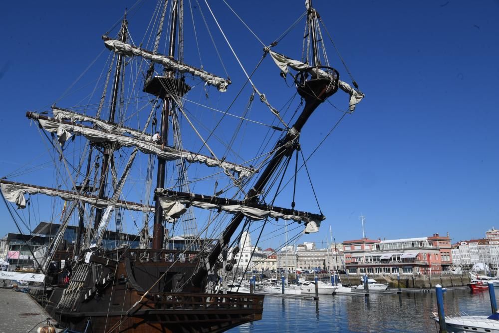 Réplicas de navíos históricos, en A Coruña