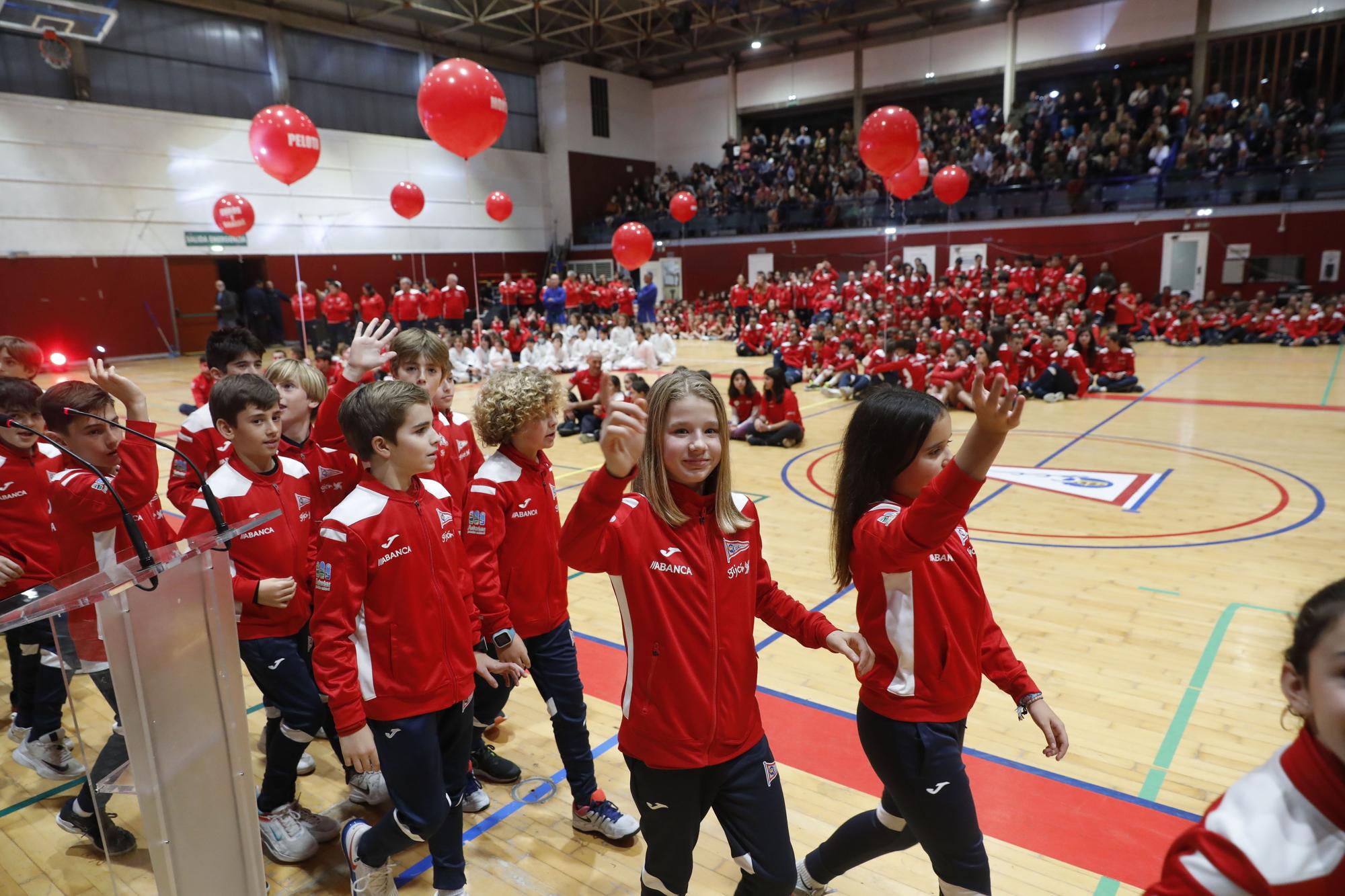 EN IMÁGENES: El Grupo Covadonga presenta sus 27 selecciones deportivas