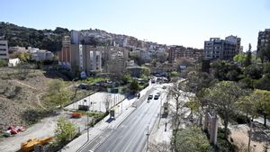 Barcelona 08.04.2023. Barcelona Vista general del barrio de Vallcarca desde el Viaducto. Fotografía de Jordi Cotrina