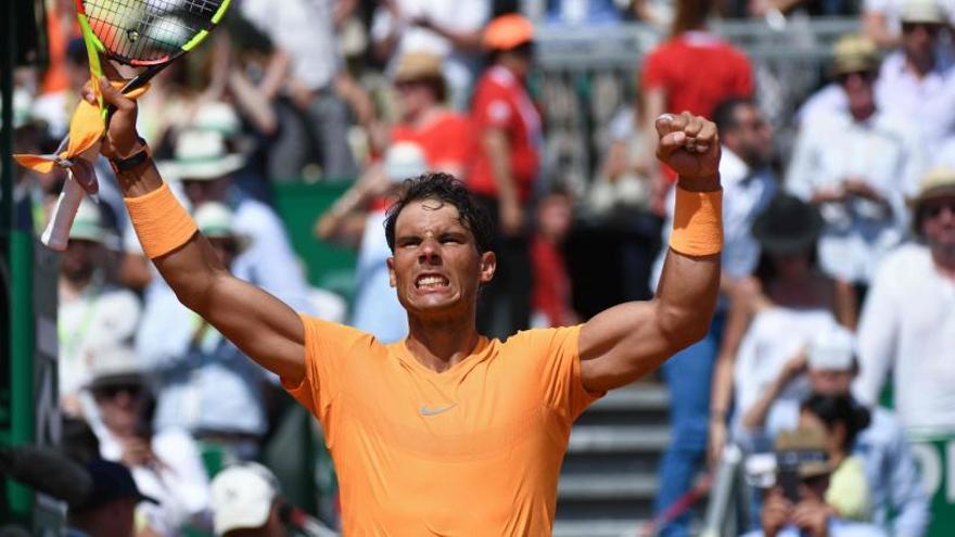 Nadal celebra su victoria ante Dimitrov.