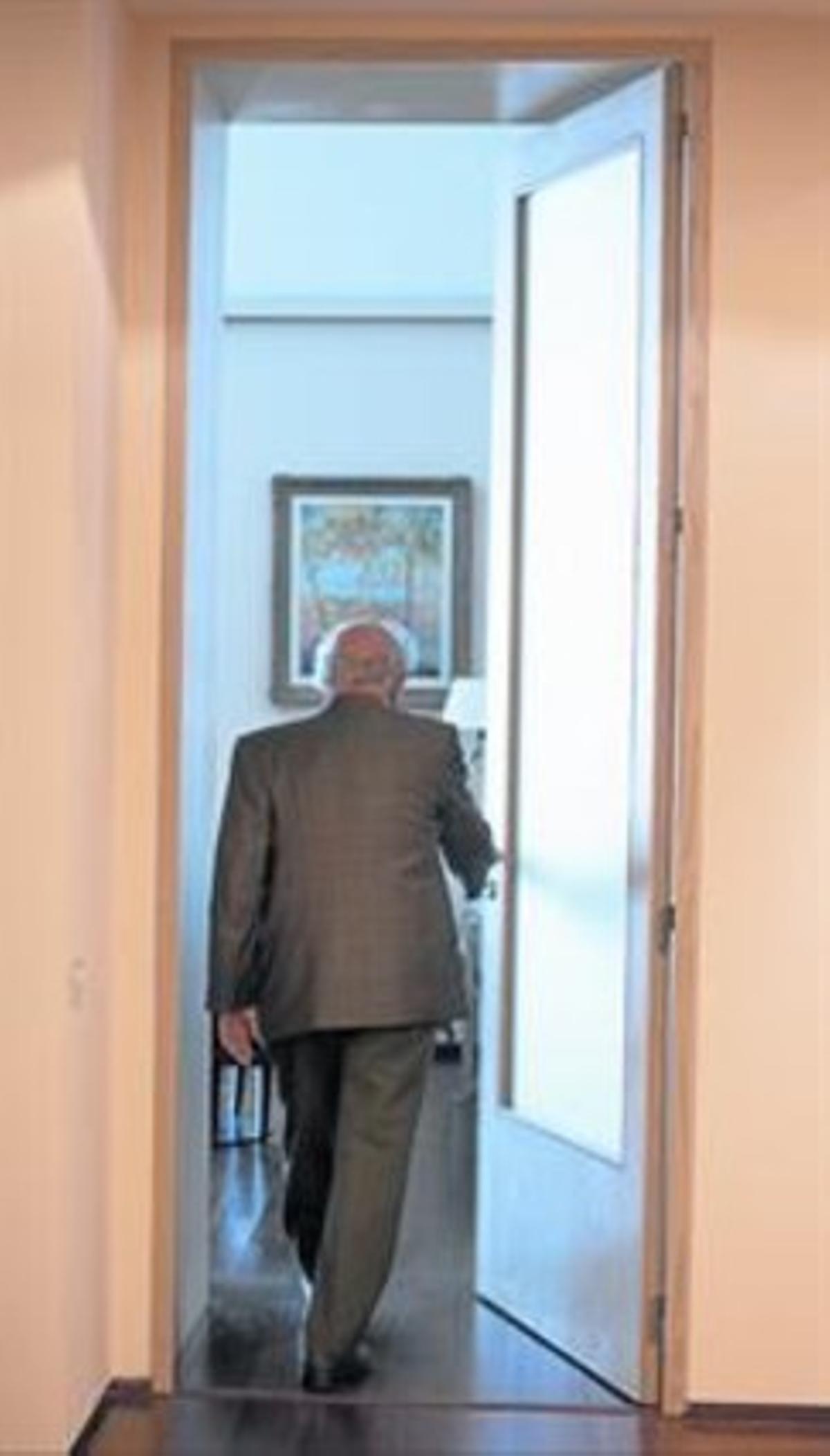 Jordi Pujol, al seu despatx oficial del passeig de Gràcia de Barcelona. Jordi Pujol, al seu despatx oficial del passeig de Gràcia de Barcelona.