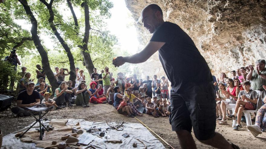 Imatge d&#039;una jornada de portes obertes; ara la capacitat serà de 10 persones fins a la fase 2