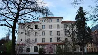 Los alumnos de la Casa Argentina de París, en pie de guerra contra su director pro-Milei: "Es una minidictadura"