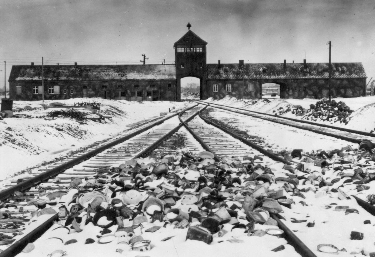 Entrada del campo de exterminio de Auschwitz.