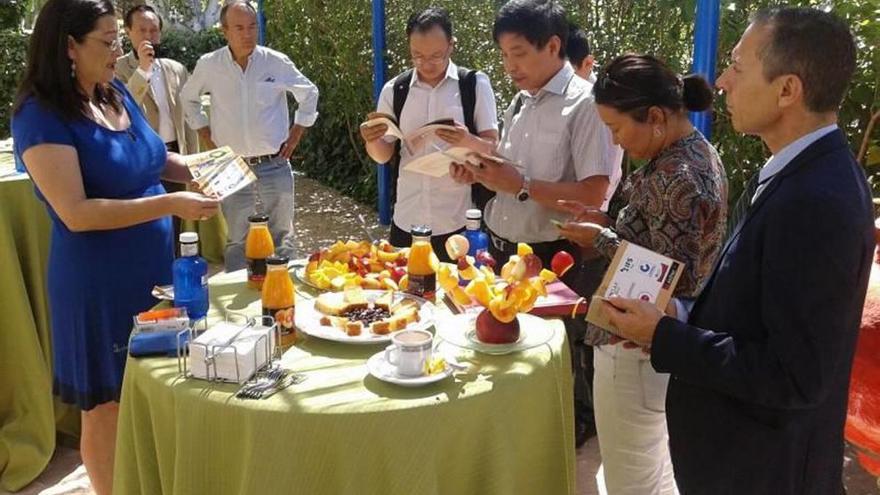 El veto ruso impide que la fruta murciana viaje a China en tren