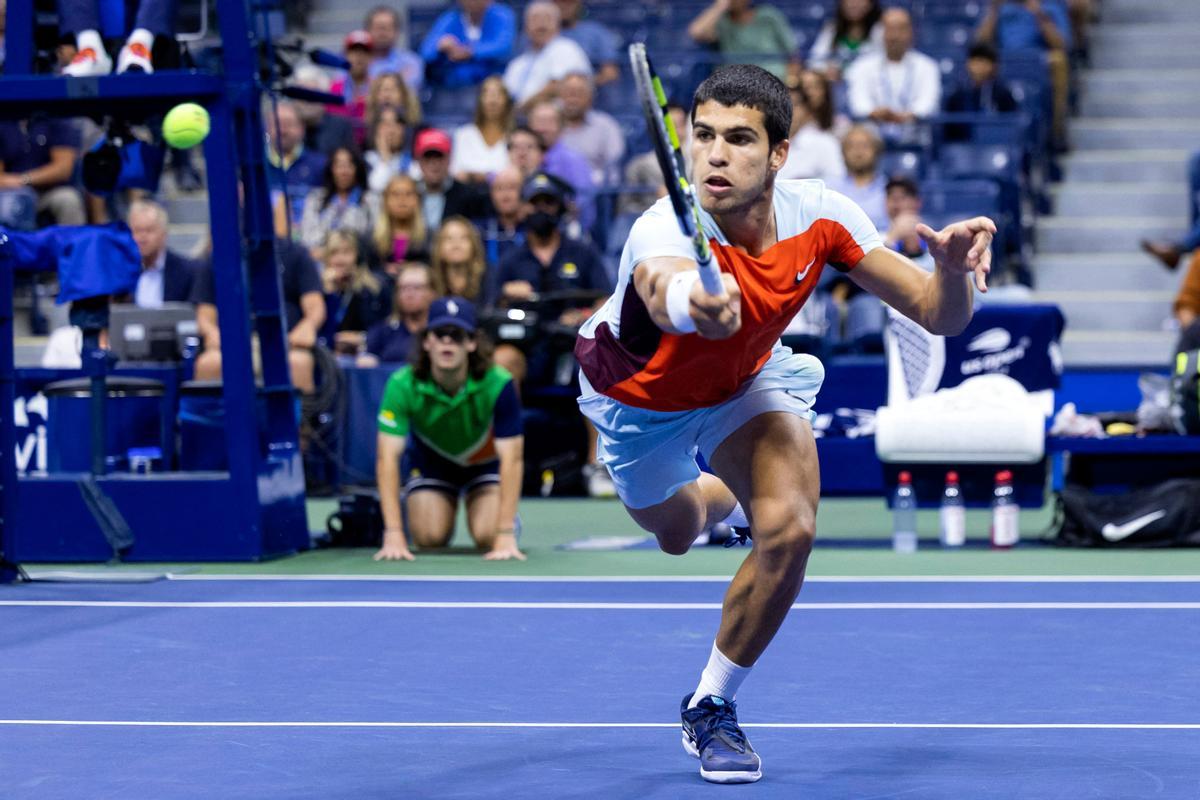 Alcaraz alcanza las semifinales del Abierto de Estados Unidos