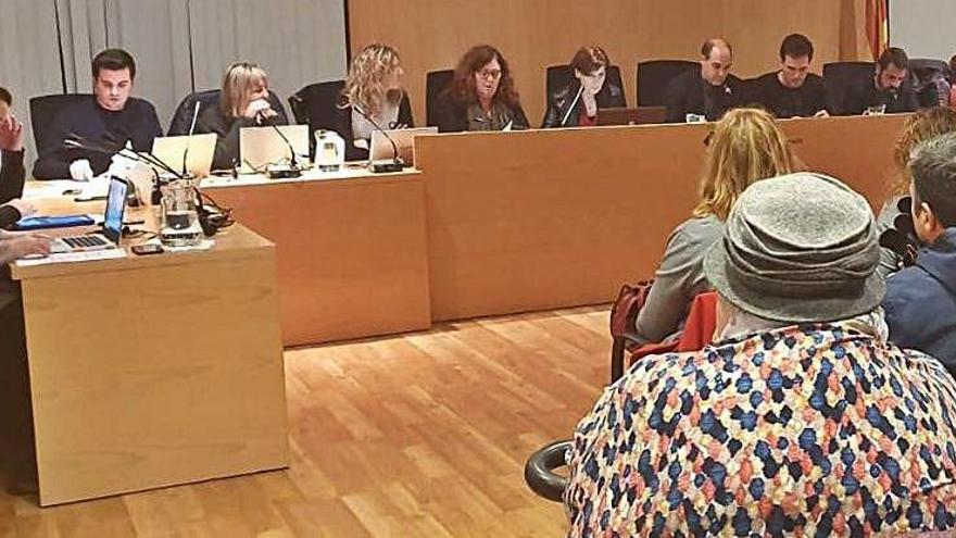 Un ple municipal de l&#039;Ajuntament de Sant Joan