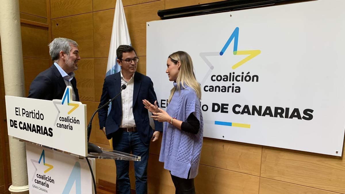 Fernando Clavijo, Pablo Rodríguez y María Fernández.