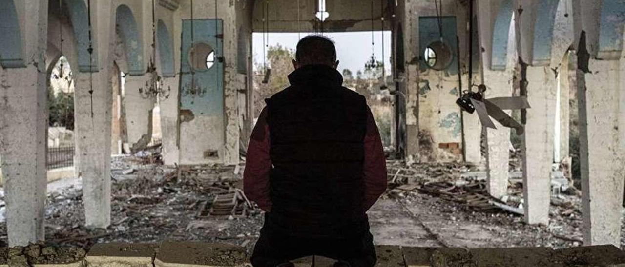 Un templo cristián destruido en Siria pola agresión imperialista e islamista. // Sputnik / Valeri Mélnikov