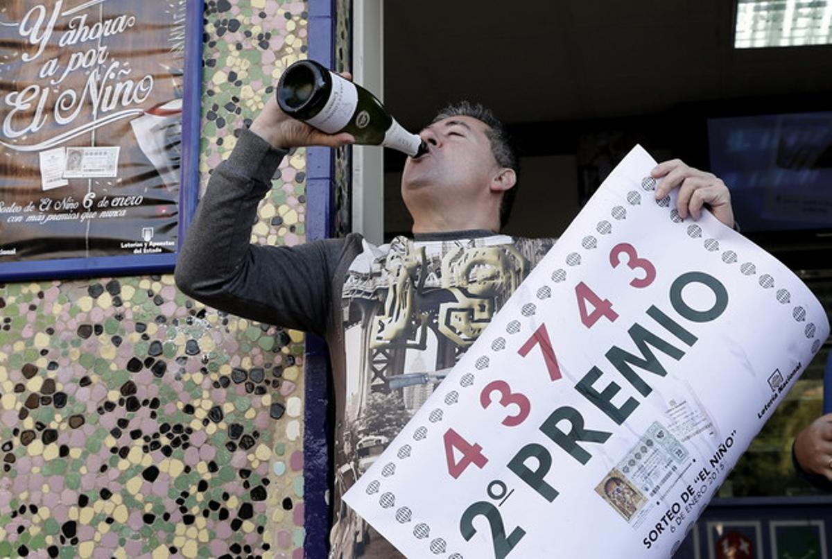 Una sèrie del segon premi, el 43.743, celebrada a València.