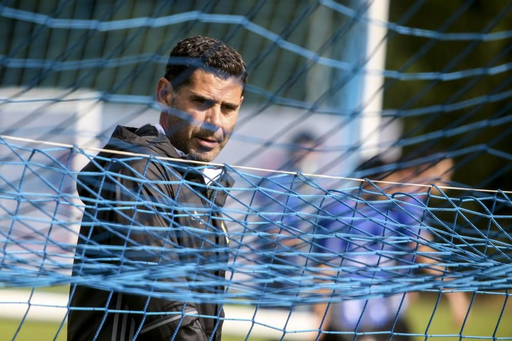 Entrenamiento del Real Oviedo tras el partido en Lugo