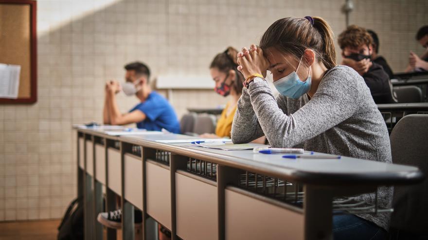 La ULL notifica varios contagios entre sus alumnos tras el puente de diciembre