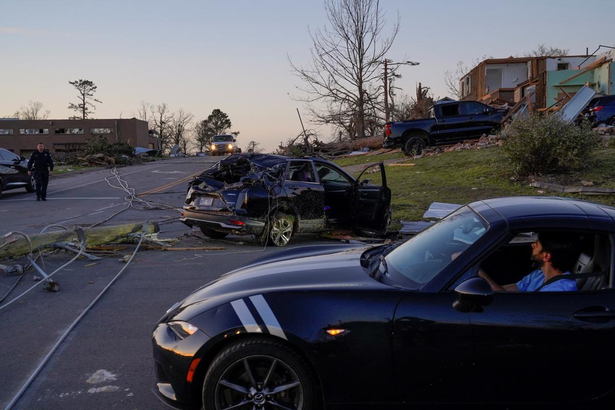 La oleada de tornados en Estados Unidos deja al menos 29 muertos