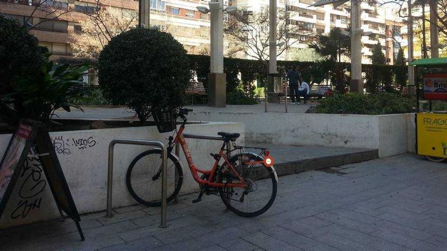 La plaza de Santa Isabel es uno de los lugares donde se está trabajando para instalar una bancada