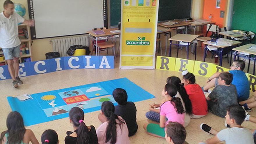 Recicla con los Cinco Sentidos lleva a cabo talleres por toda la Comunitat Valenciana