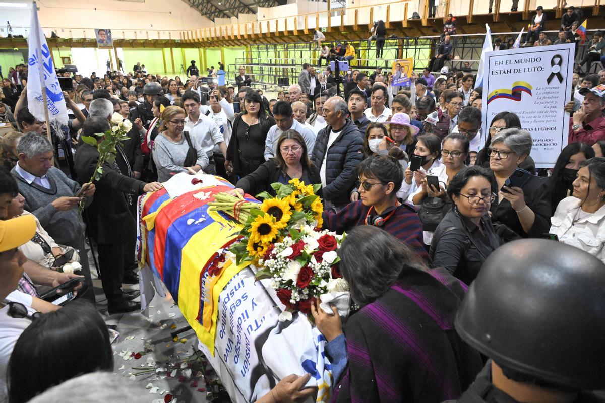 Quito despide al candidato asesinado Fernando Villavicencio