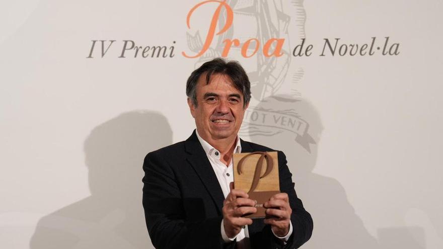 Martí Domínguez gana el Premio Proa con su debut en la ciencia ficción