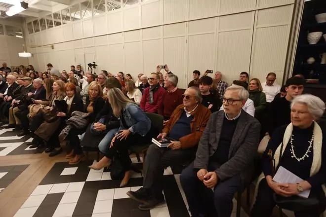 Los asistentes a la presentación del libro de Francisco Camps en un hotel de València