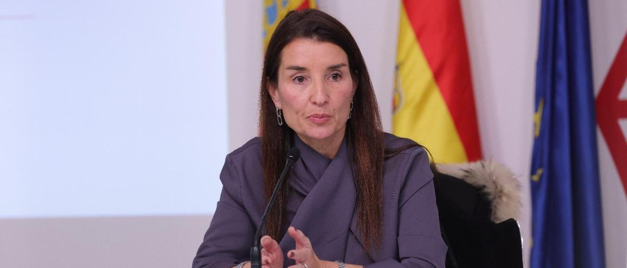 Ruth Merino comparece tras el pleno del Consell