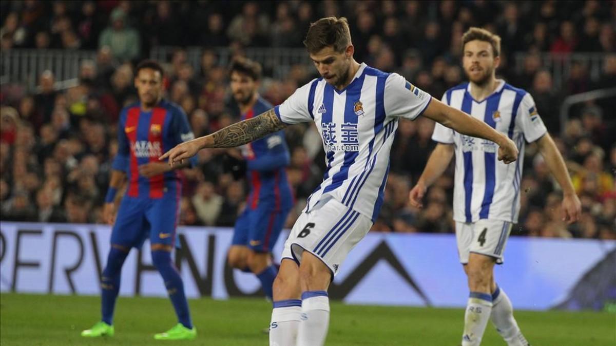 Iñigo Martínez será del Barça en las próximas horas