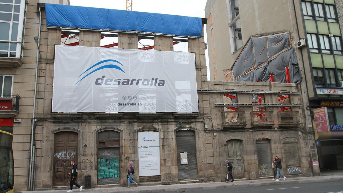 Los dos edificios contiguos que serán objeto de la reforma, en los números 57 y 59 de la calle del Progreso. // IÑAKI OSORIO