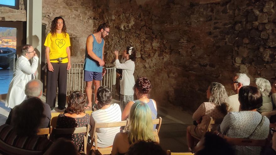 Escenificació, divendres a l’Espai Tines d’Artés, de l’obra «El test», un encàrrec pels 10 anys del festival