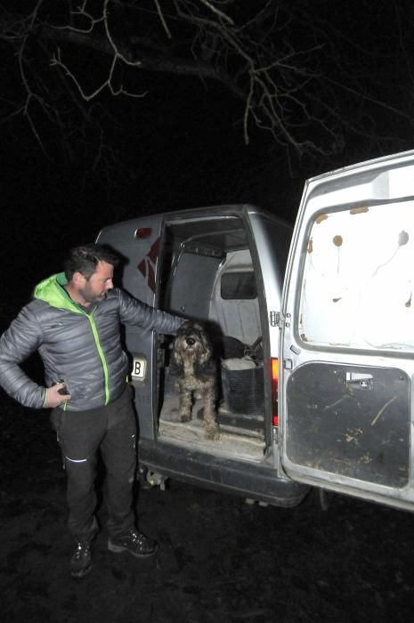 El cazador Fredín Velasco escaló 120 metros para rescatar a su perro "Piro"