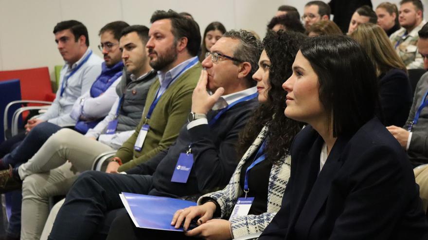 Nuevas Generaciones del PP dedica a Sergio Rodríguez su escuela de formación en Elche