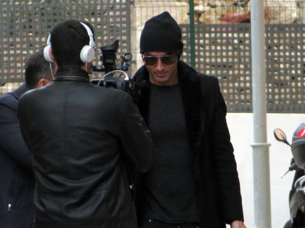 Hugo Martín Sierra reaparece tras su desaparición por el plató de 'GH'.