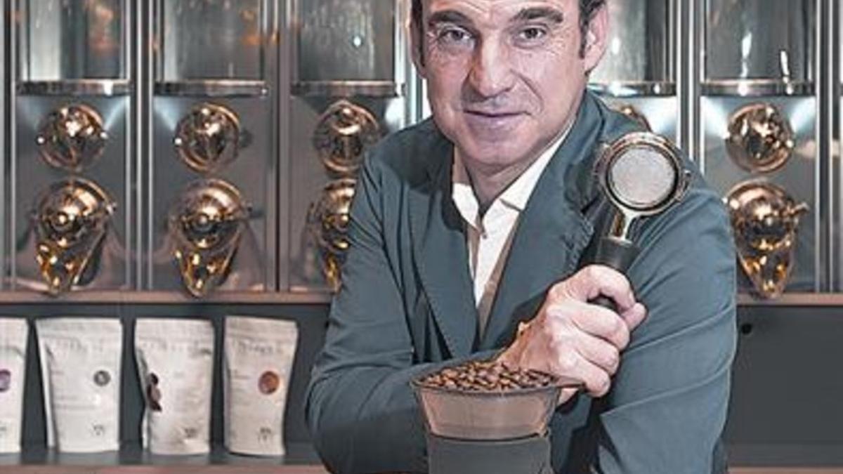 Salvador Sans, de Cafés El Magnífico, en Argenteria, 64.