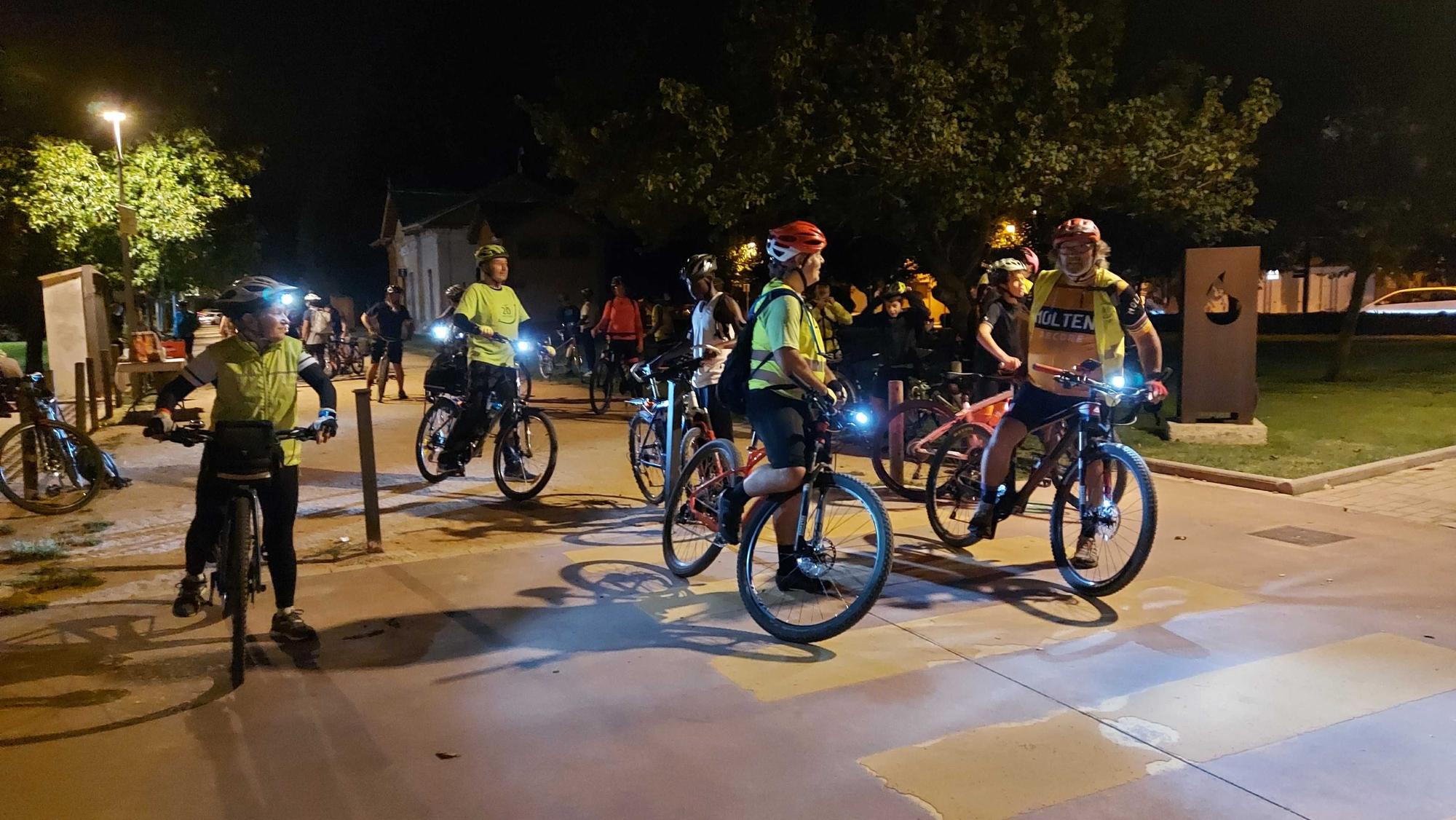 Pedalada nocturna a Sant Feliu de Guíxols