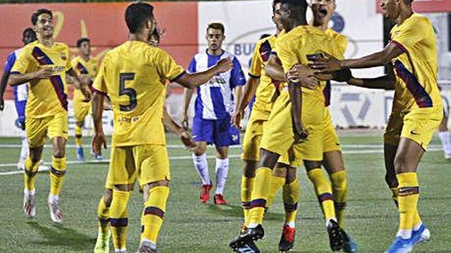 Ansu celebra el gol inicial del Barça B contra el Figueres.