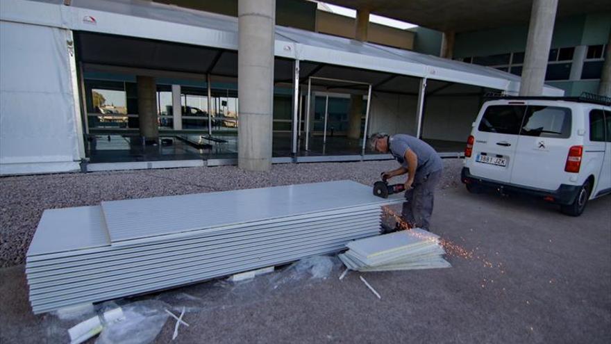 El nuevo hospital tendrá una cafetería bajo carpa antes del mes de noviembre