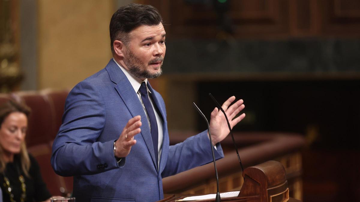 El portavoz de Esquerra Republicana de Catalunya, Gabriel Rufián, en una sesión de control al Gobierno , en el Congreso de los Diputados, a 11 de febrero de 2026, en Madrid (España). El pleno acoge el primer cara a cara del año entre el líder de la oposic