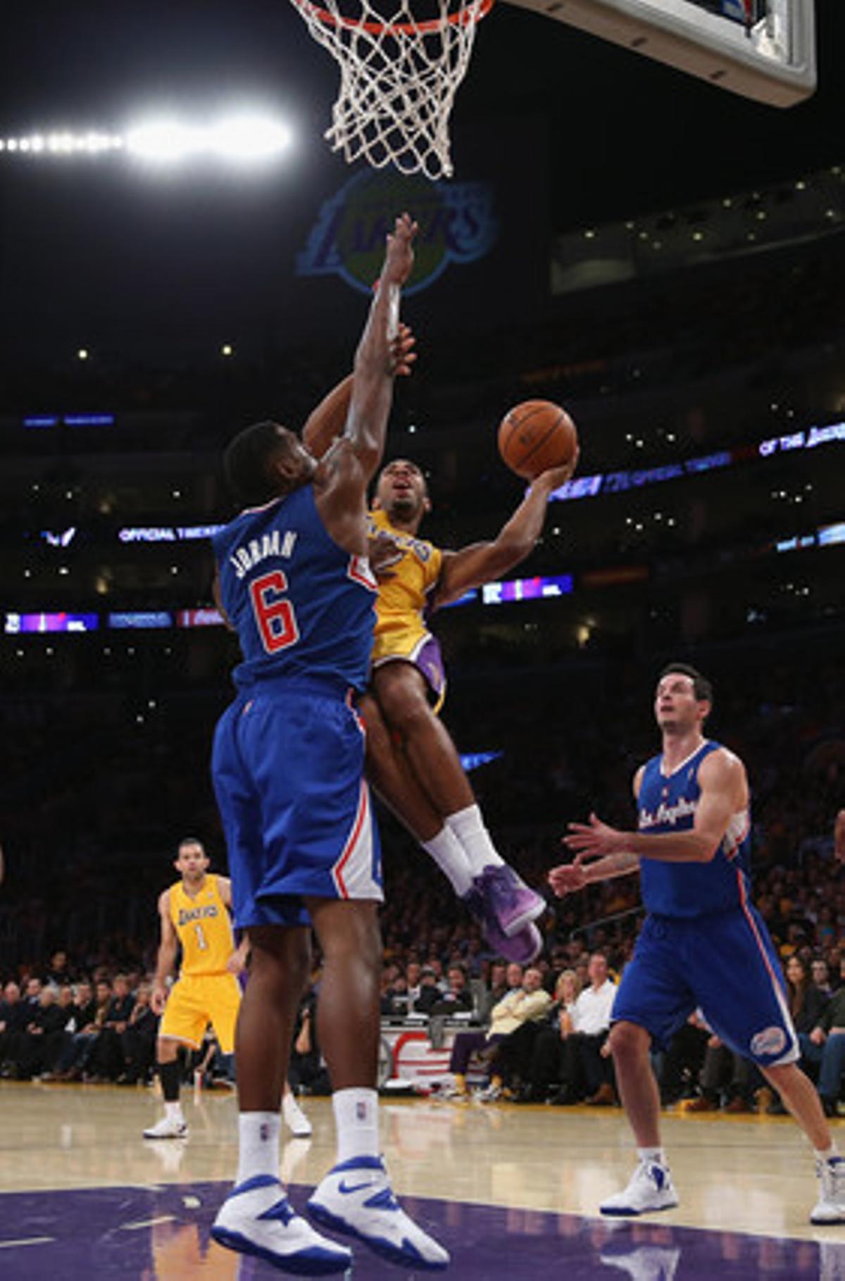 LOS ANGELES LAKERS 116- LOS ANGELES CLIPPERS 103