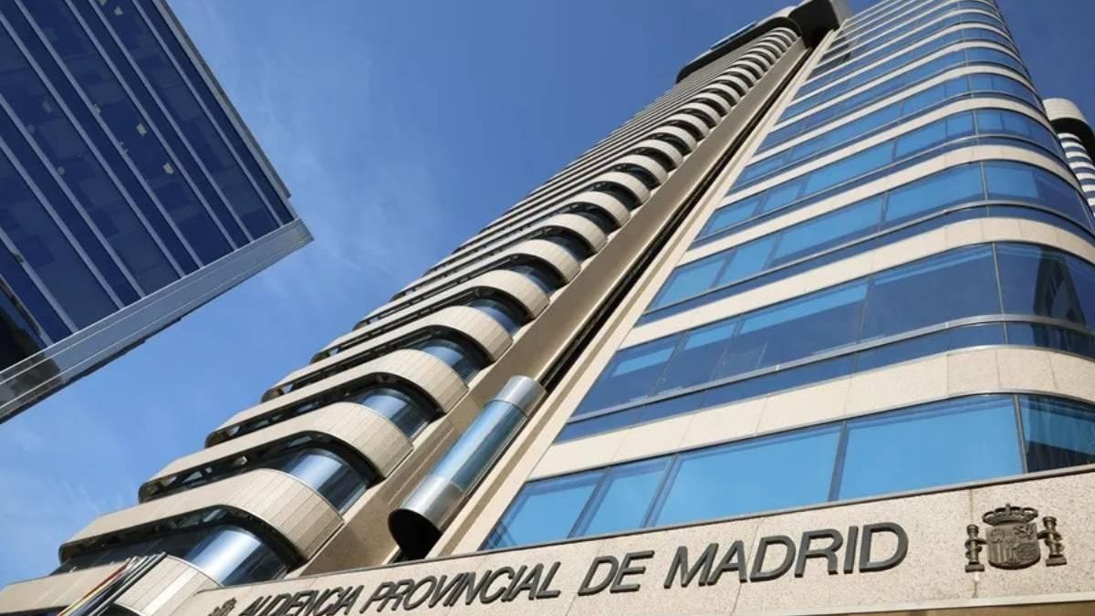 La Audiencia Provincial de Madrid absuelve al médico acusado de agresión sexual por una policía