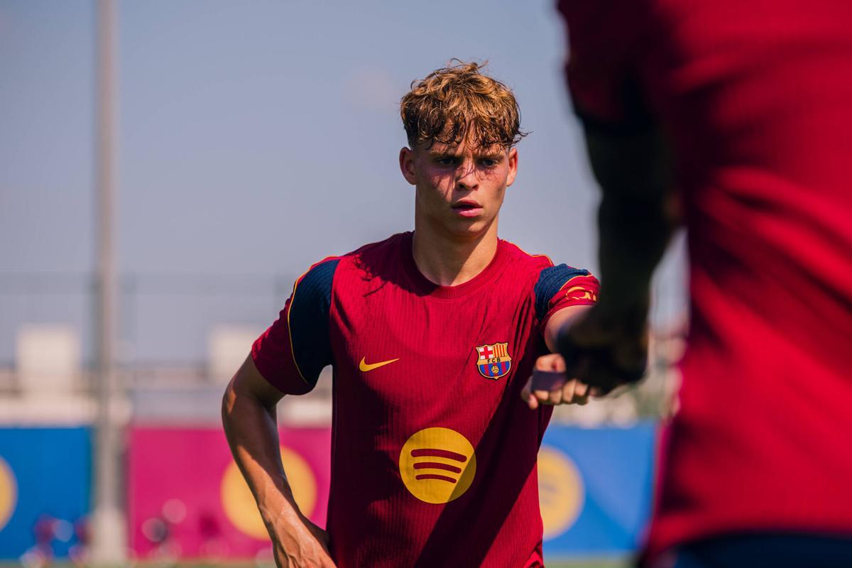 Pretemporada Barça. orian goren. barça. pretemporada 2026/2027 . entrenos. entreno 2026/2027. ciudad deportiva joan gamper