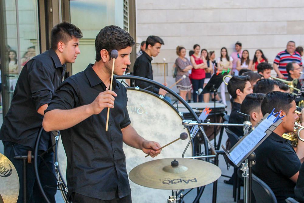 Los alumnos del Conservatorio profesional de Música Pedro Terol ofrecen un concierto