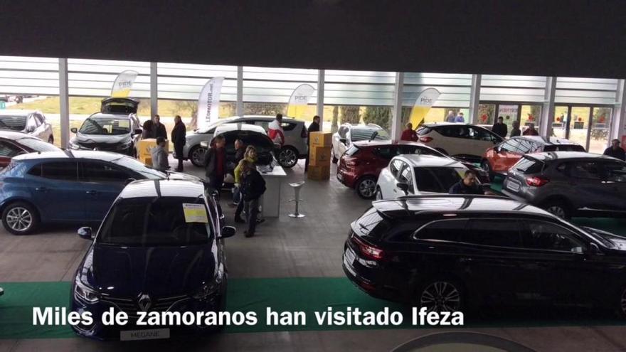 Clausura de la Feria del Vehículo Nuevo "Estrena" en Zamora