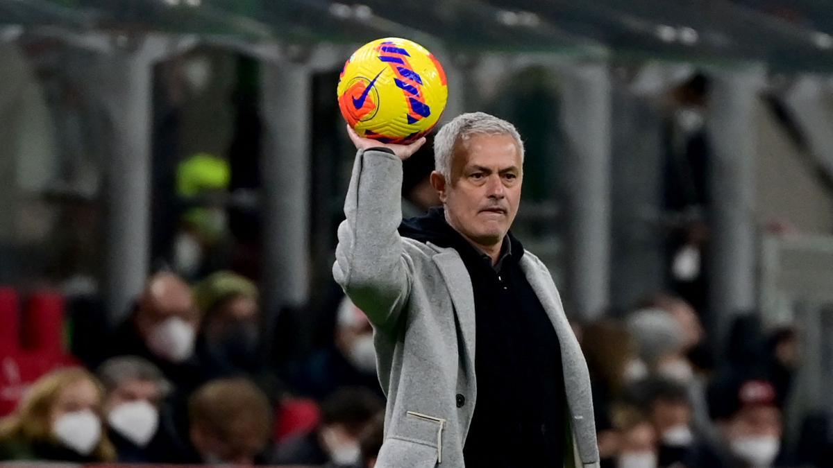 José Mourinho, durante el partido de Serie A entre la Roma y el AC Milan