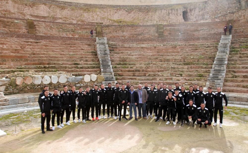 Presentación del logo del Teatro Romano como patrocinador del FC Cartagena