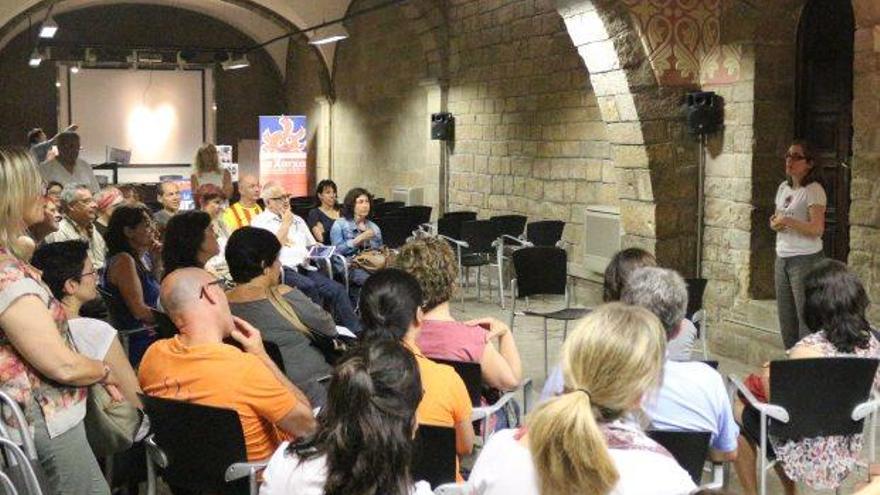 Trobada Xarxa 150 persones convidades a conèixer la ciutat