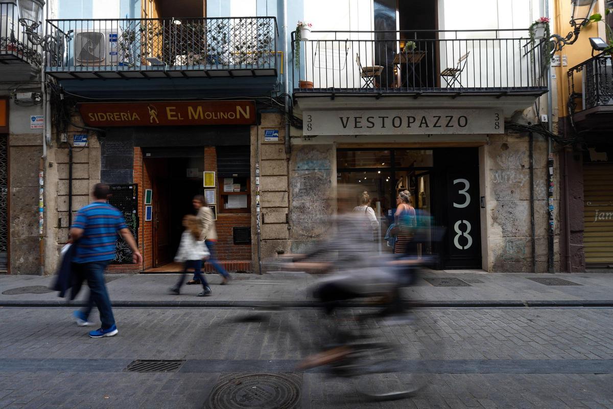 La histórica sidrería El Molinón en la calle Sidrería.