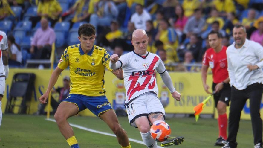 Stefan Bajcetic firma con el Celta por tres temporadas
