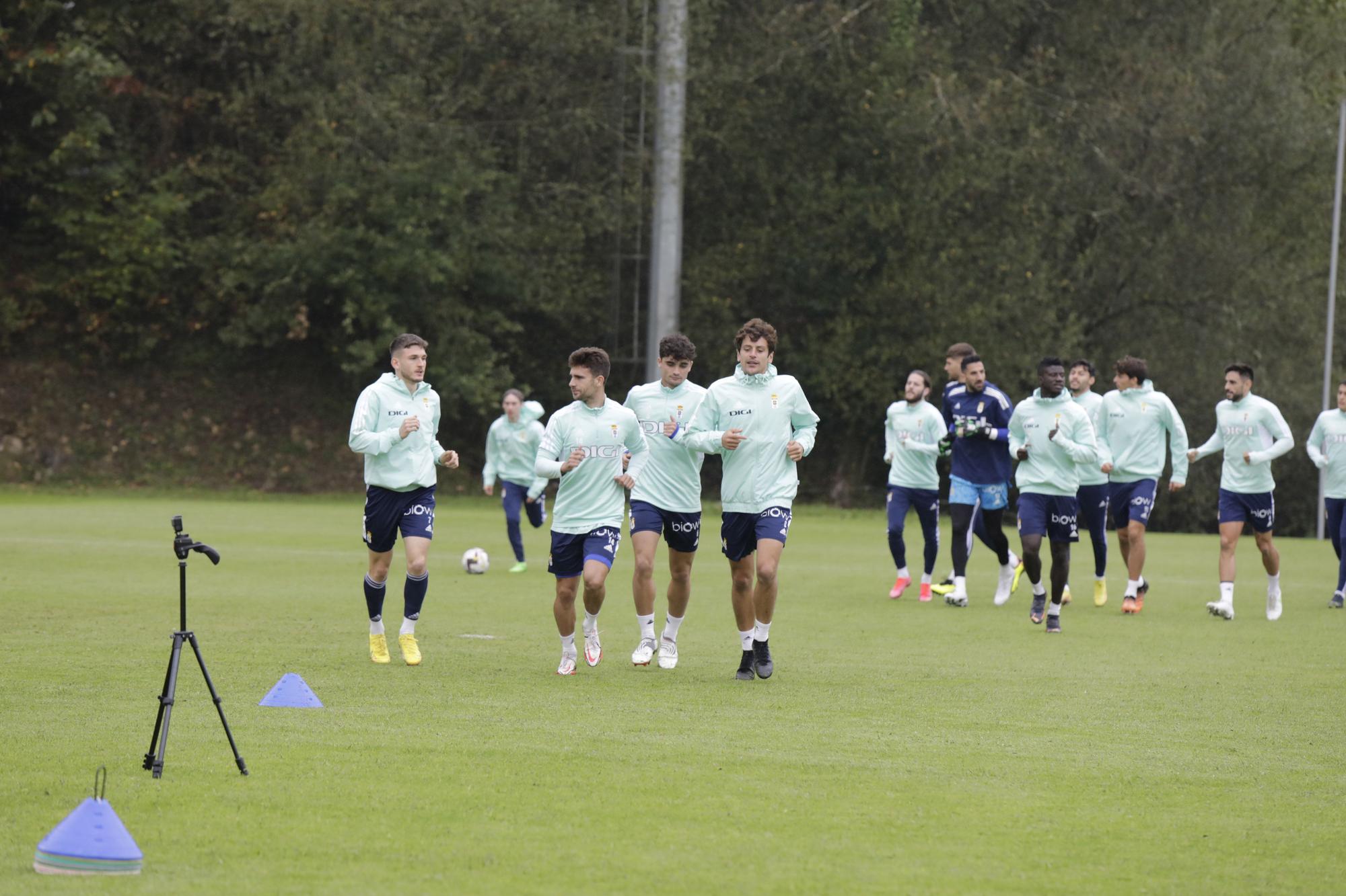 EN IMÁGENES: el entrenamiento del Oviedo