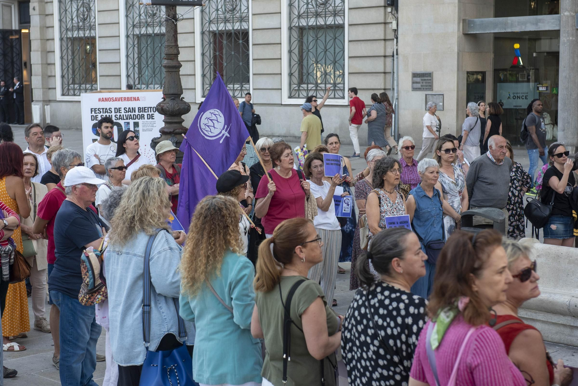Protesta de la Marcha Mundial das Mulleres por el crimen machista de Maritza en A Coruña