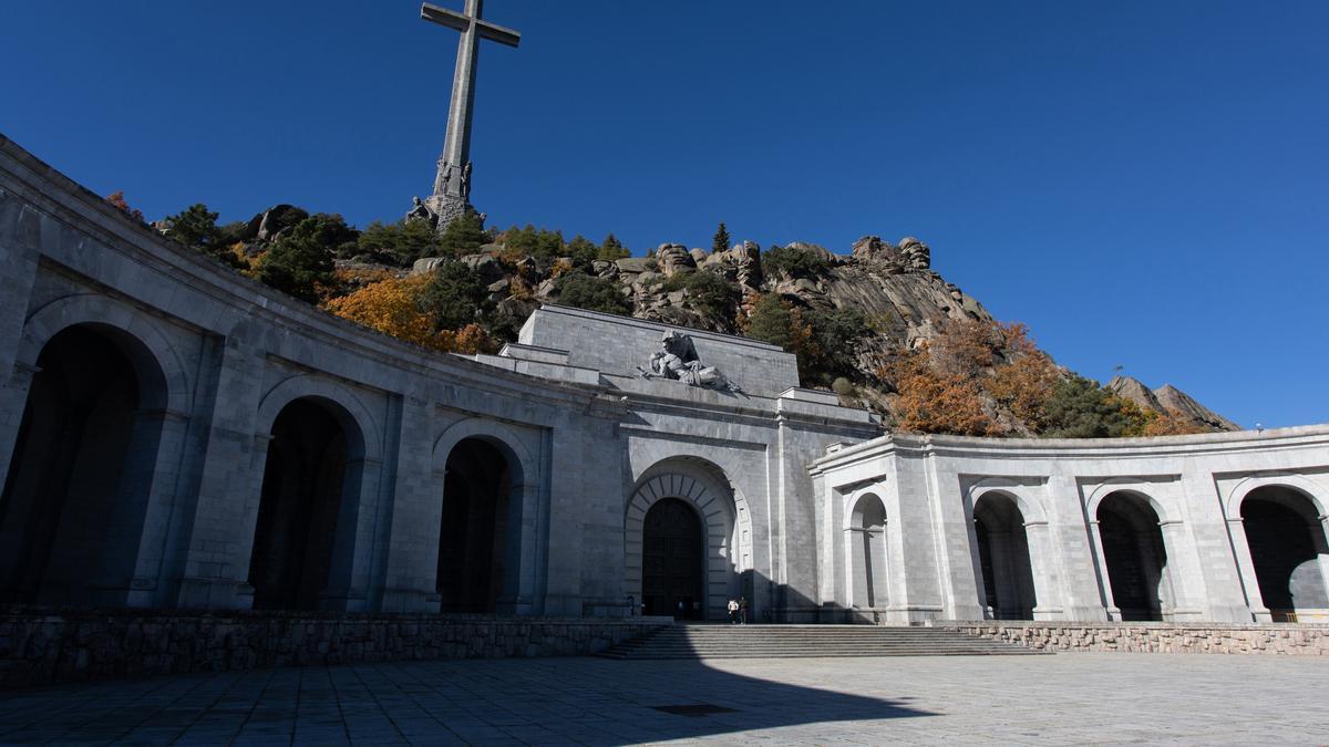 Archivo - Entrada de acceso a la basílica del Valle de los Caídos.