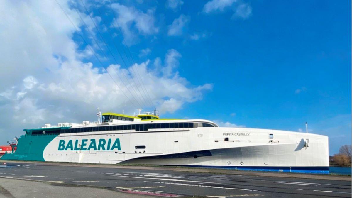 Adolfo Utor, presidente de Baleària, reconoce su preocupación tras el retraso en la compra de Armas Trasmediterránea